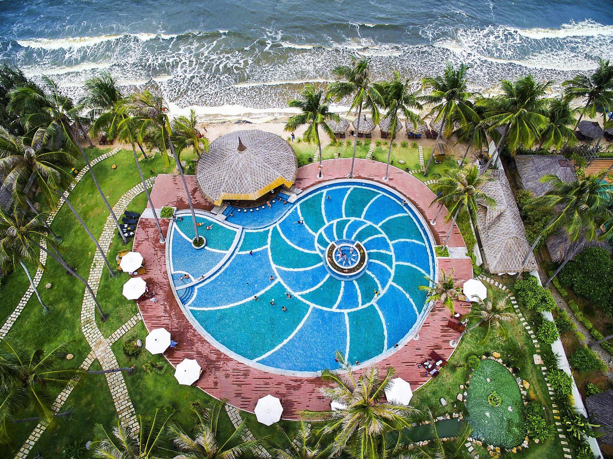 Muong Thanh Holiday Muine Hotel Mũi Né Extérieur photo